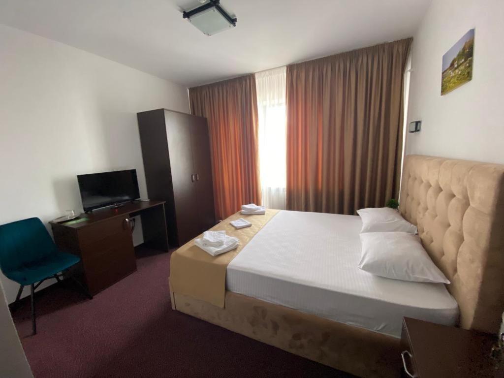 Prestige House Hotel Tulcea Exterior photo